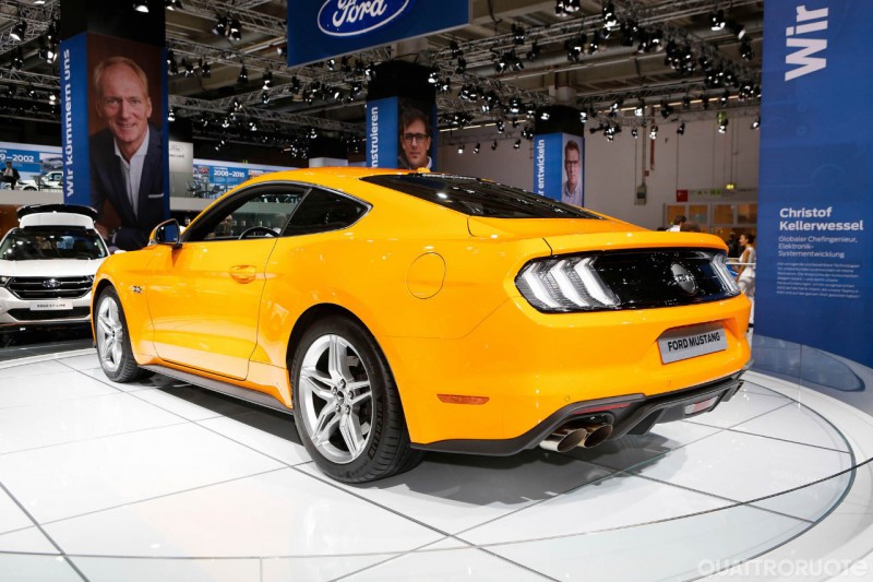 2017-Ford-Mustang-GT-7.jpg
