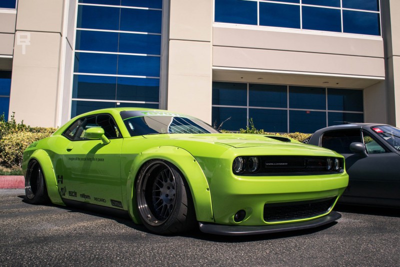 .Dodge Challenger - Liberty Walk.jpg
