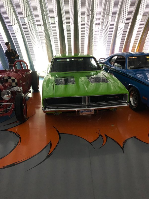 Dodge Charger 2.jpeg