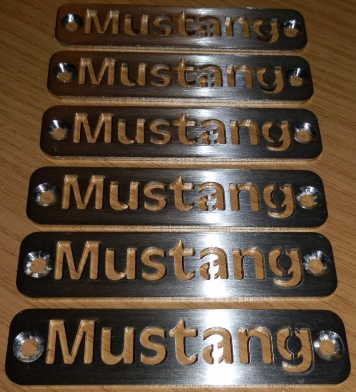 Edelstahl-Schild Modell 03 ''Mustang'' - Bild 1.JPG