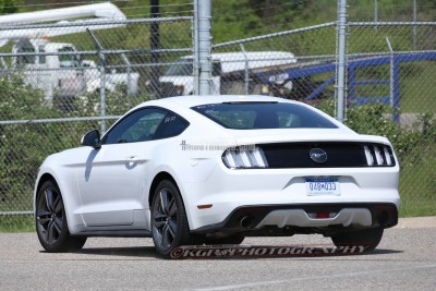 european-2015-mustang-clear-tail-lights.jpg